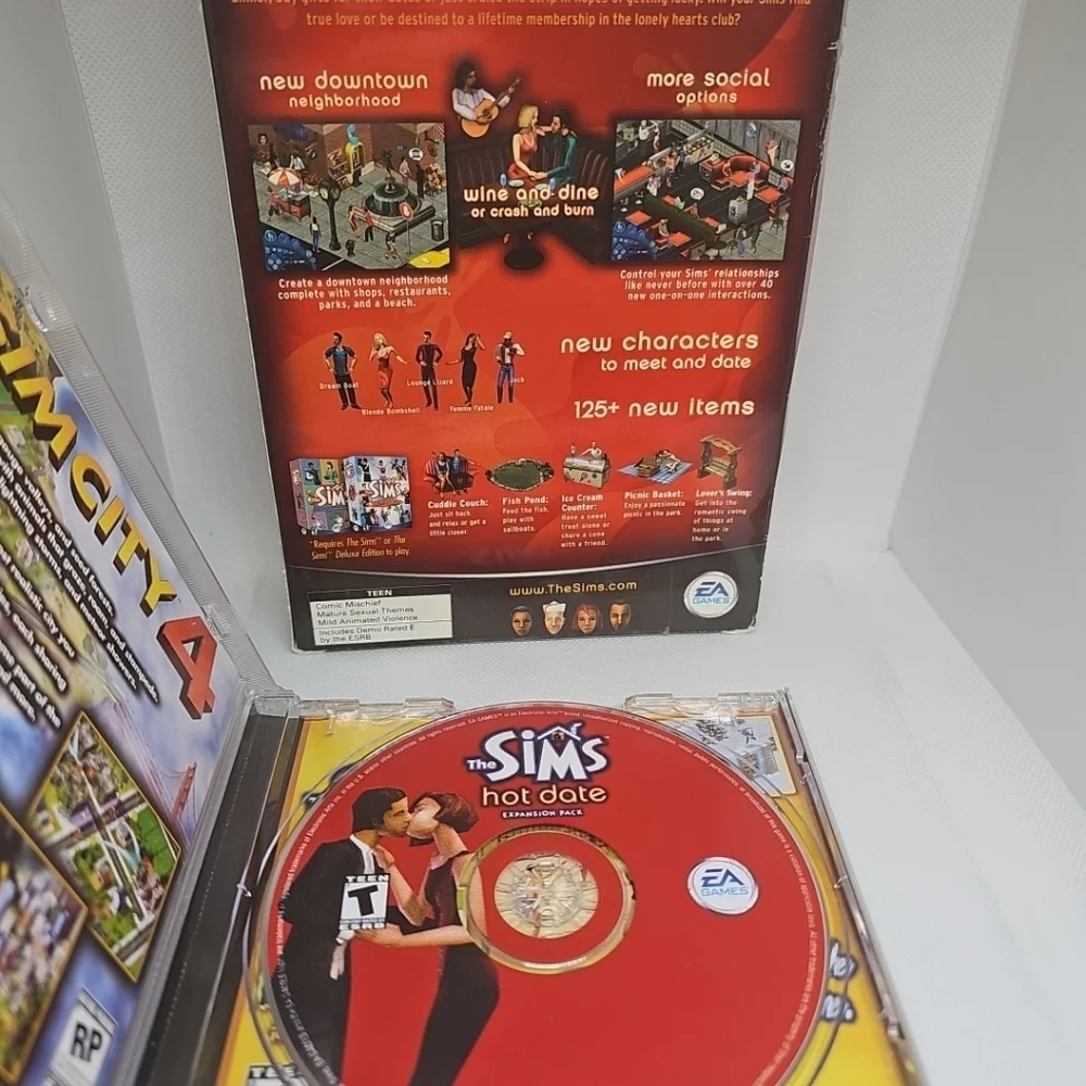 The Sims Hot Date Expansion Pack (Windows 95/98, 2001) Complete with Box
